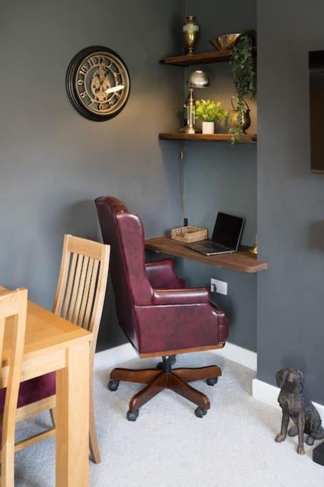 The Lettered Board Apartments Pickering Extérieur photo